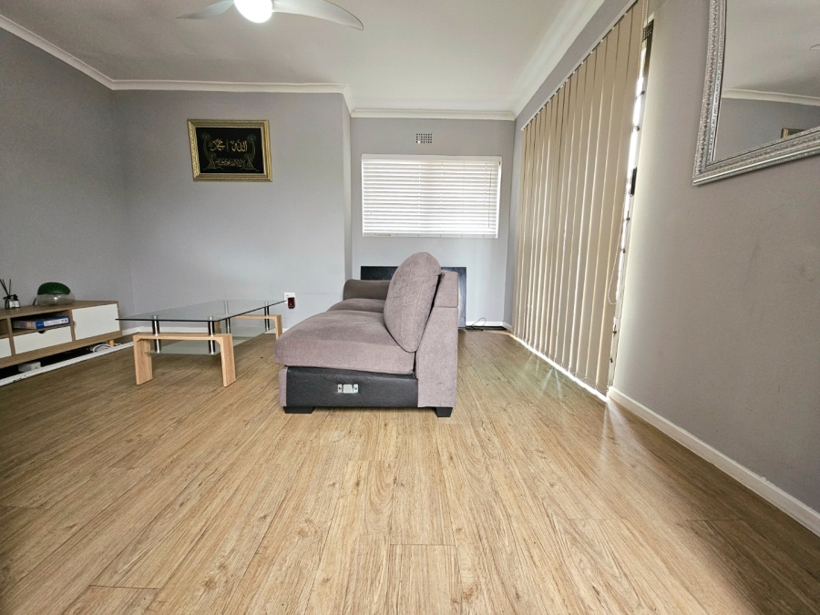 2 Bedroom Property for Sale in Ottery Western Cape